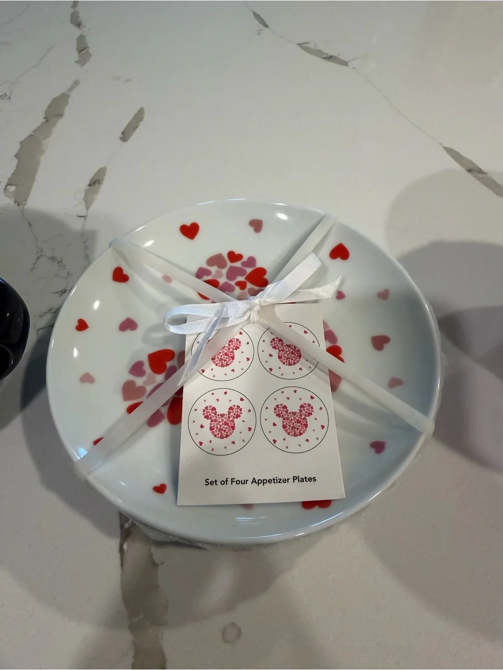 Heart Pattern Dessert Plates - White with Red and Pink Hearts